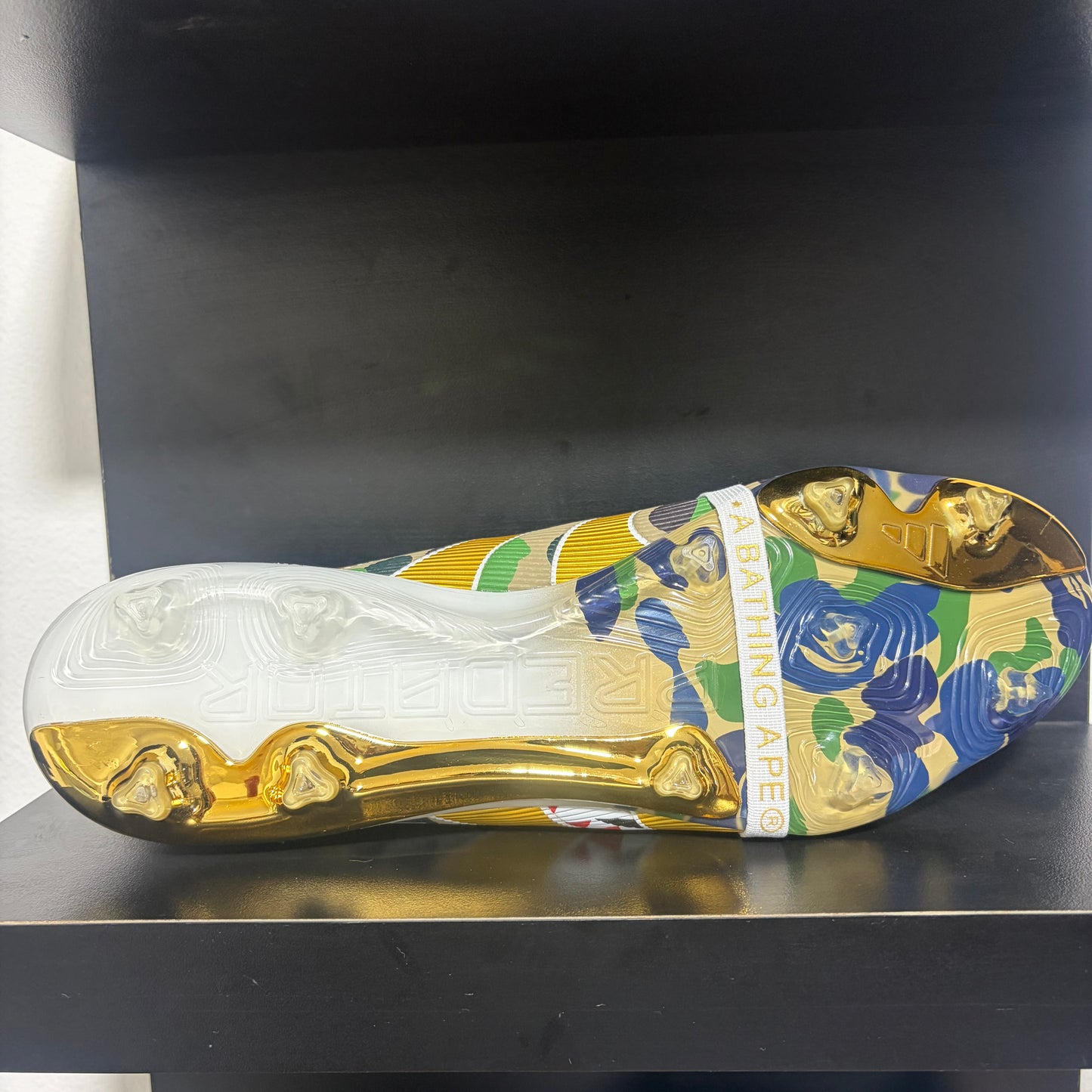 PREDATOR EDICION ESPECIAL BAPE
